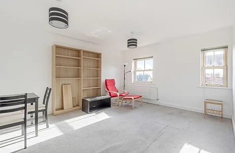 Flat Flanders Close in Cherwell District