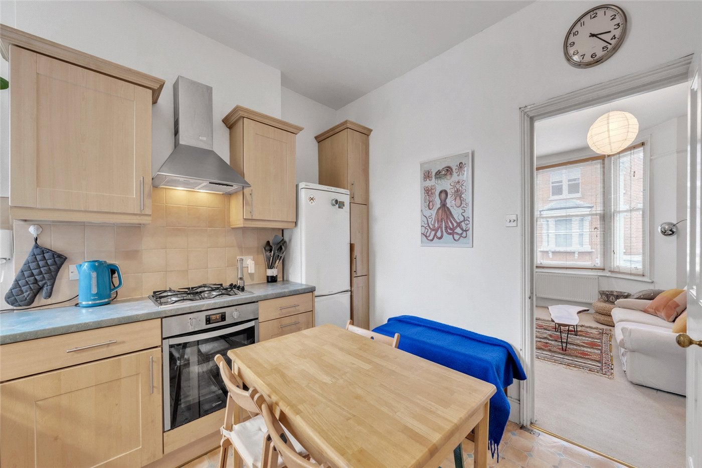 Flat Mackeson Road in Greater London
