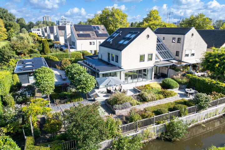 Huis Park Oosterspaarn 22 in Haarlem