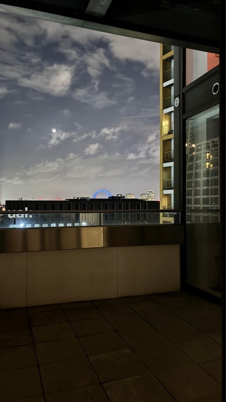 Room Ash Avenue in Greater London