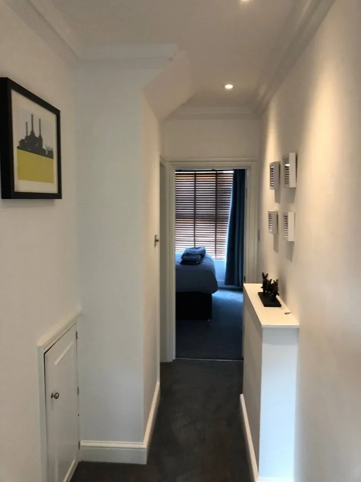 Flat Drury Lane in Greater London