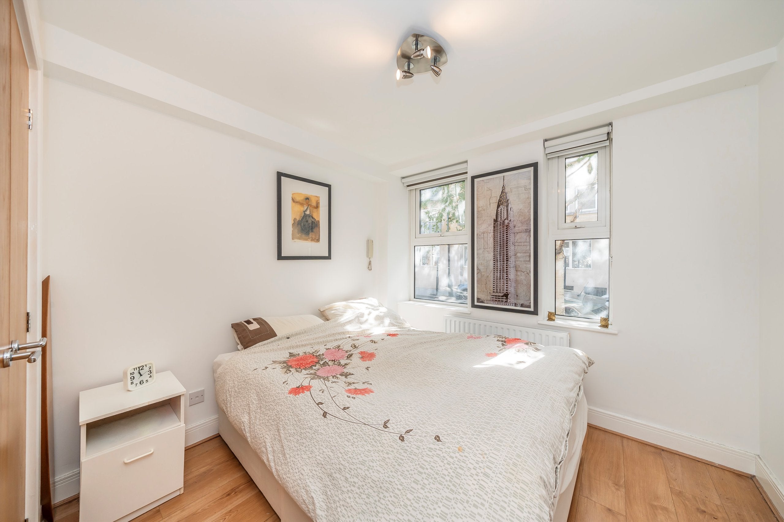 Flat Vincent Square in City of Westminster
