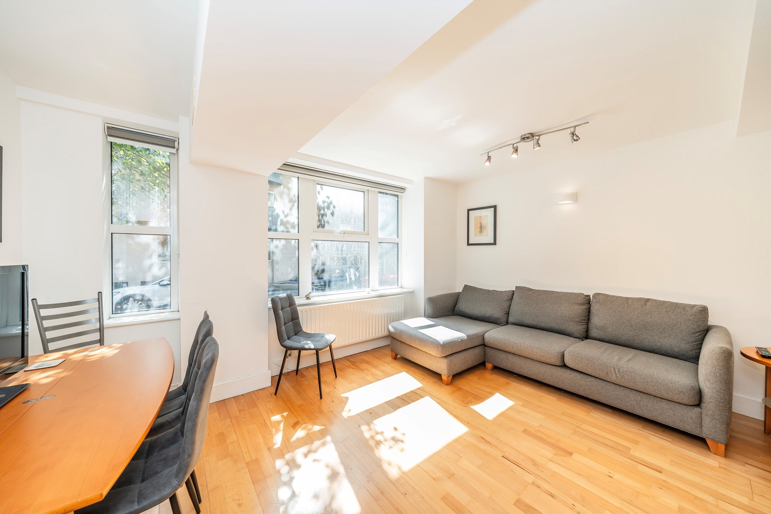 Flat Vincent Square in City of Westminster
