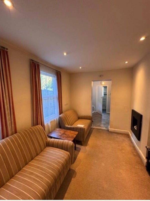 Room Delorme Street in Greater London
