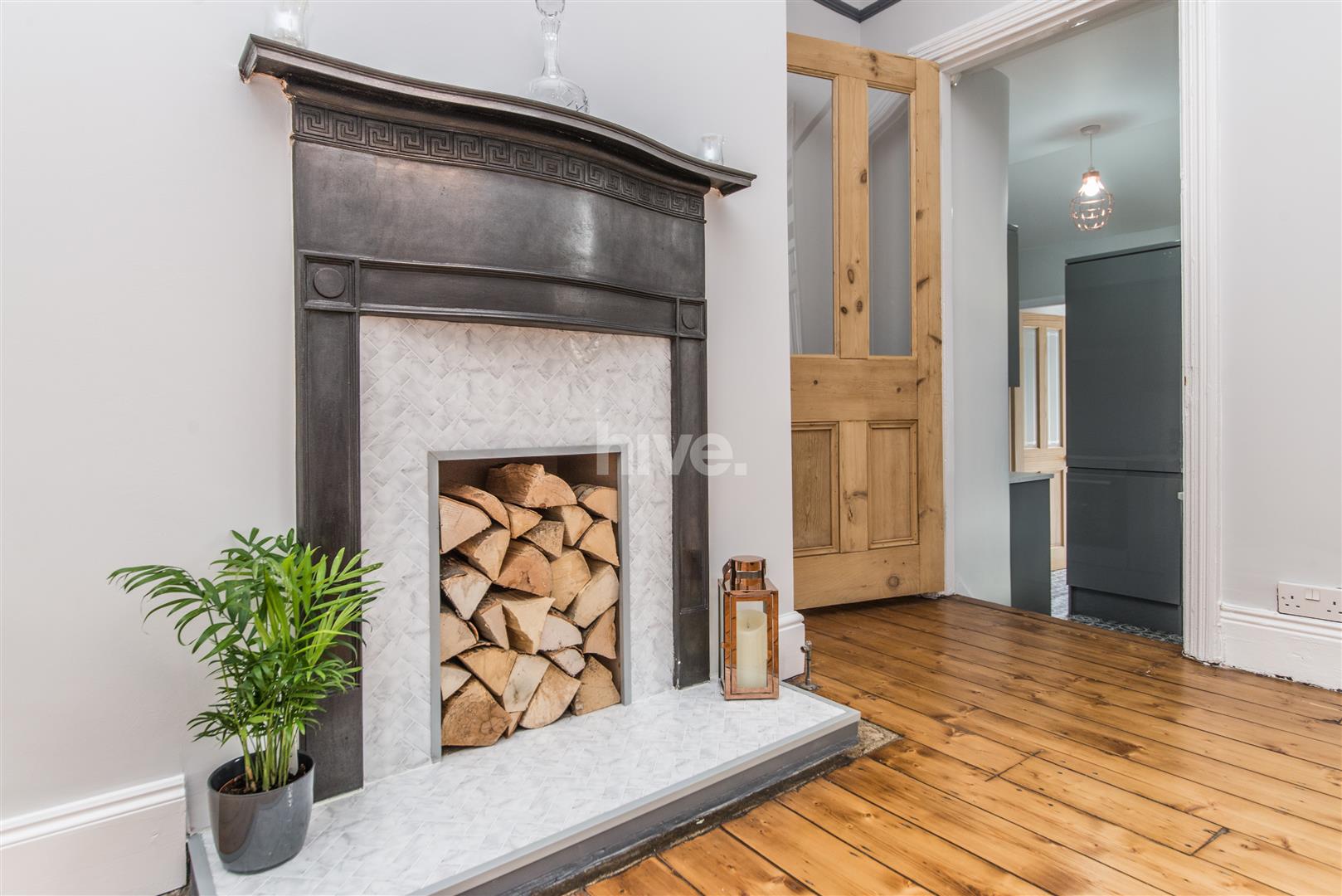 Flat Simonside Terrace in Newcastle upon Tyne