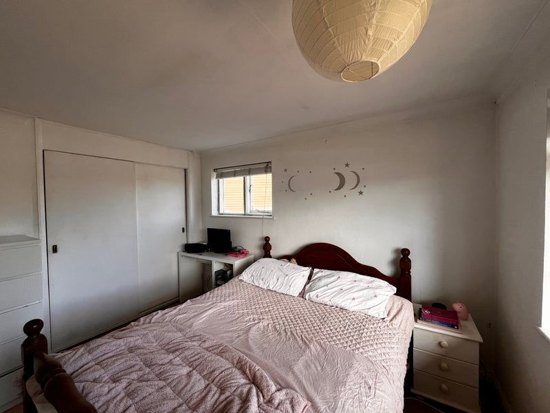 Room Rectory Road in Greater London