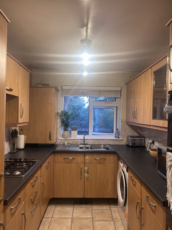 Room Rectory Road in Greater London