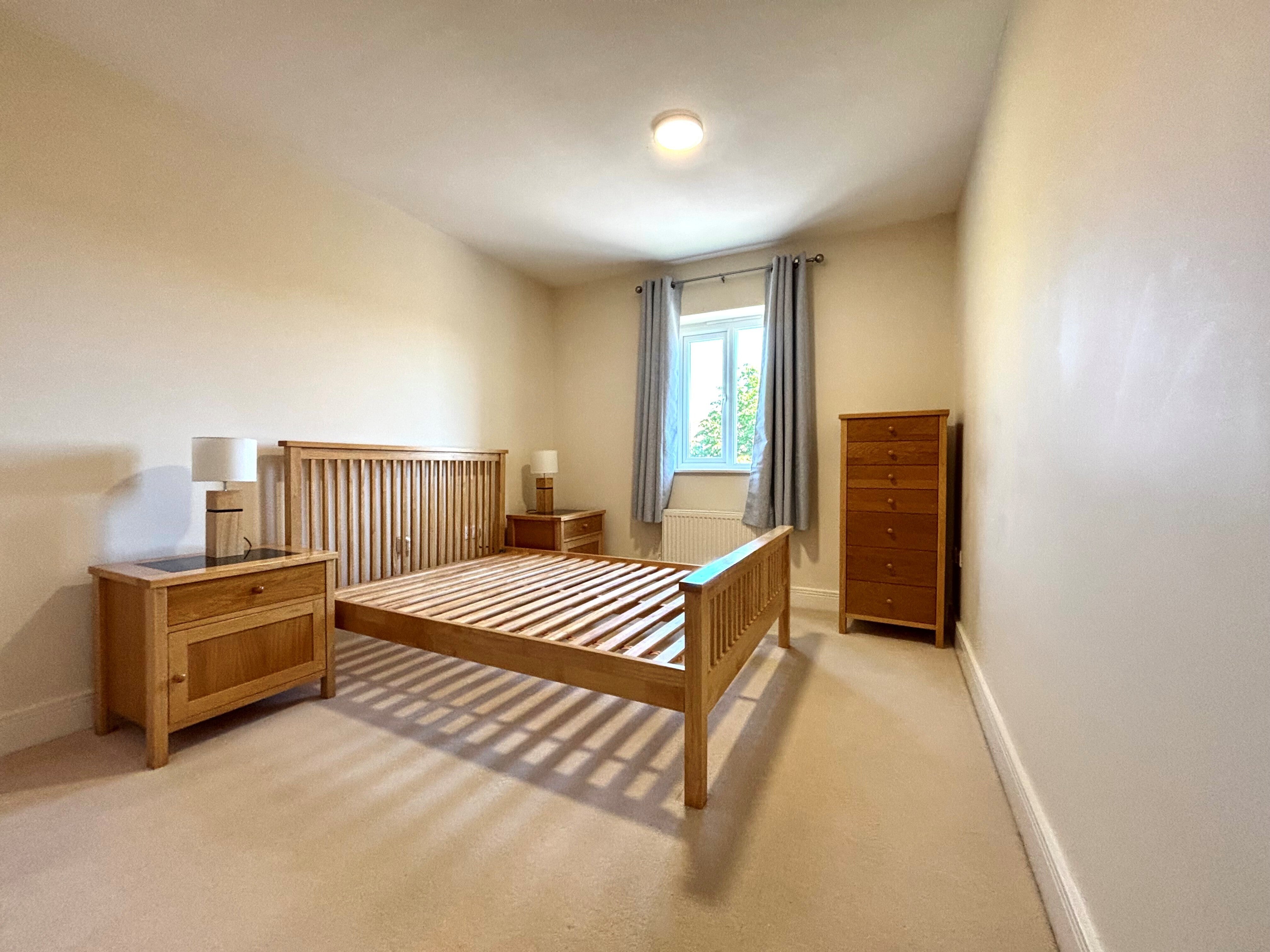 Flat Dickens Close in Stratford-on-Avon