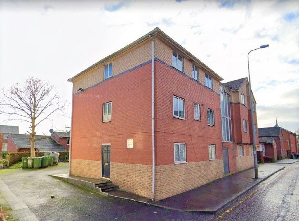 Flat Percy Street in Preston