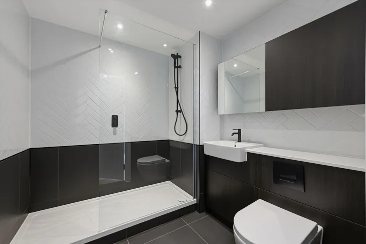 Flat Joseph Avenue in Greater London