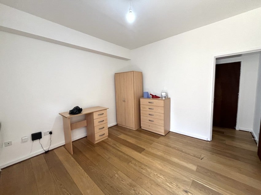 Flat Portswood Road in Southampton