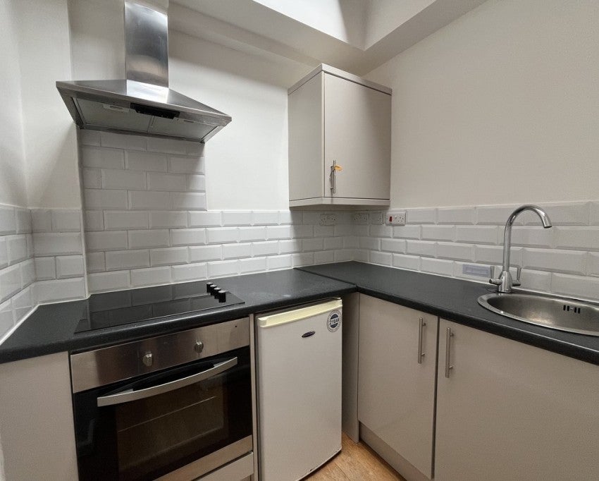Flat Portswood Road in Southampton