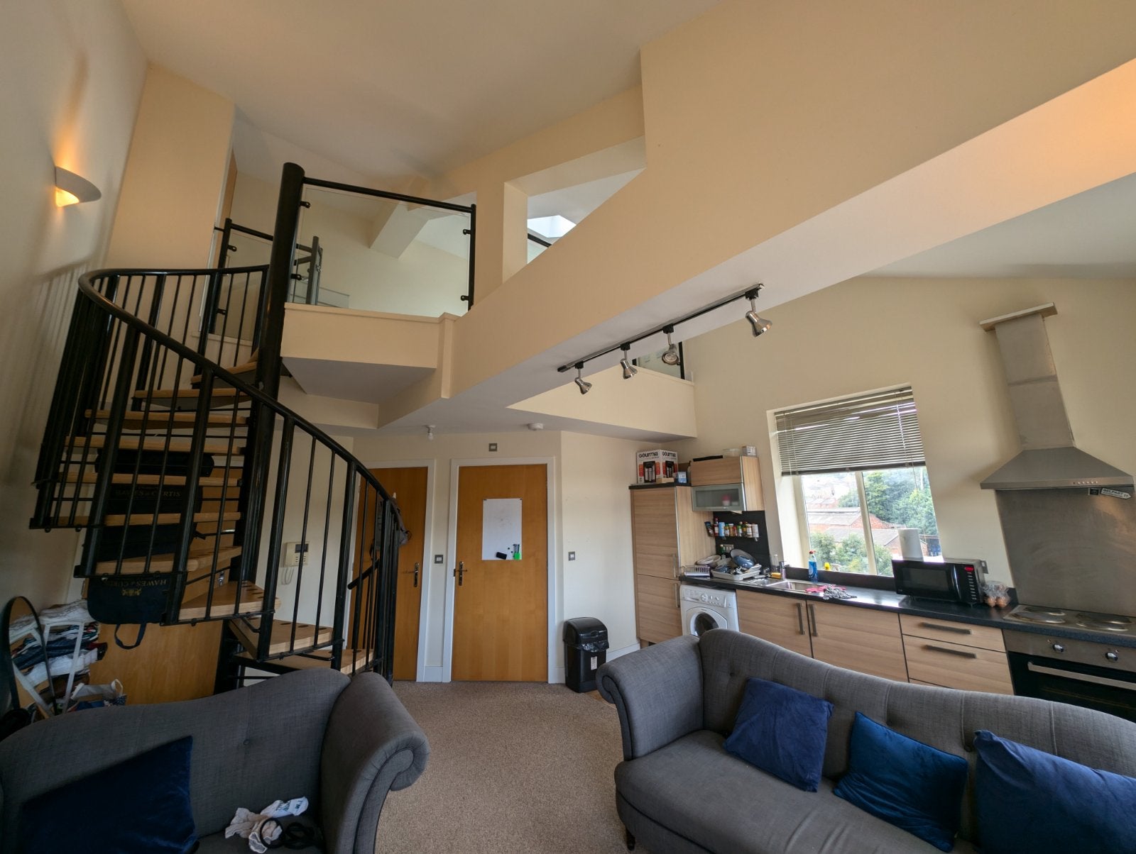 Flat Rotary Close in Kirklees