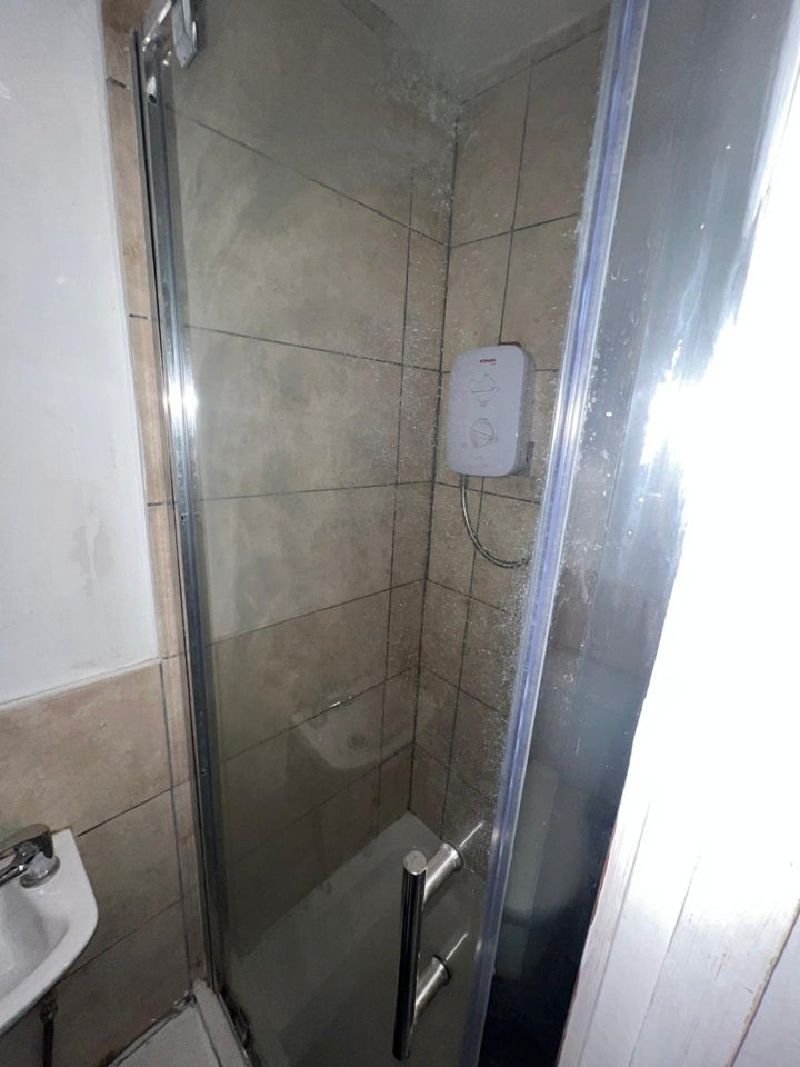 Flat Reid Close in Greater London