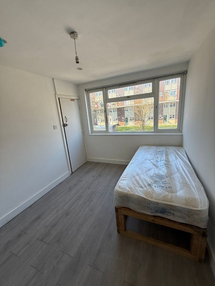 Flat Reid Close in Greater London