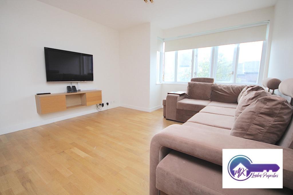 Flat Lisson Grove in City of Westminster