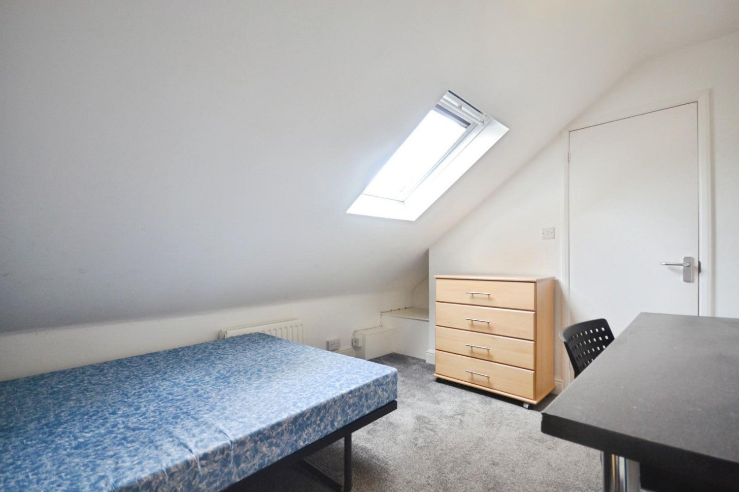 Flat Granby Gardens in Reading