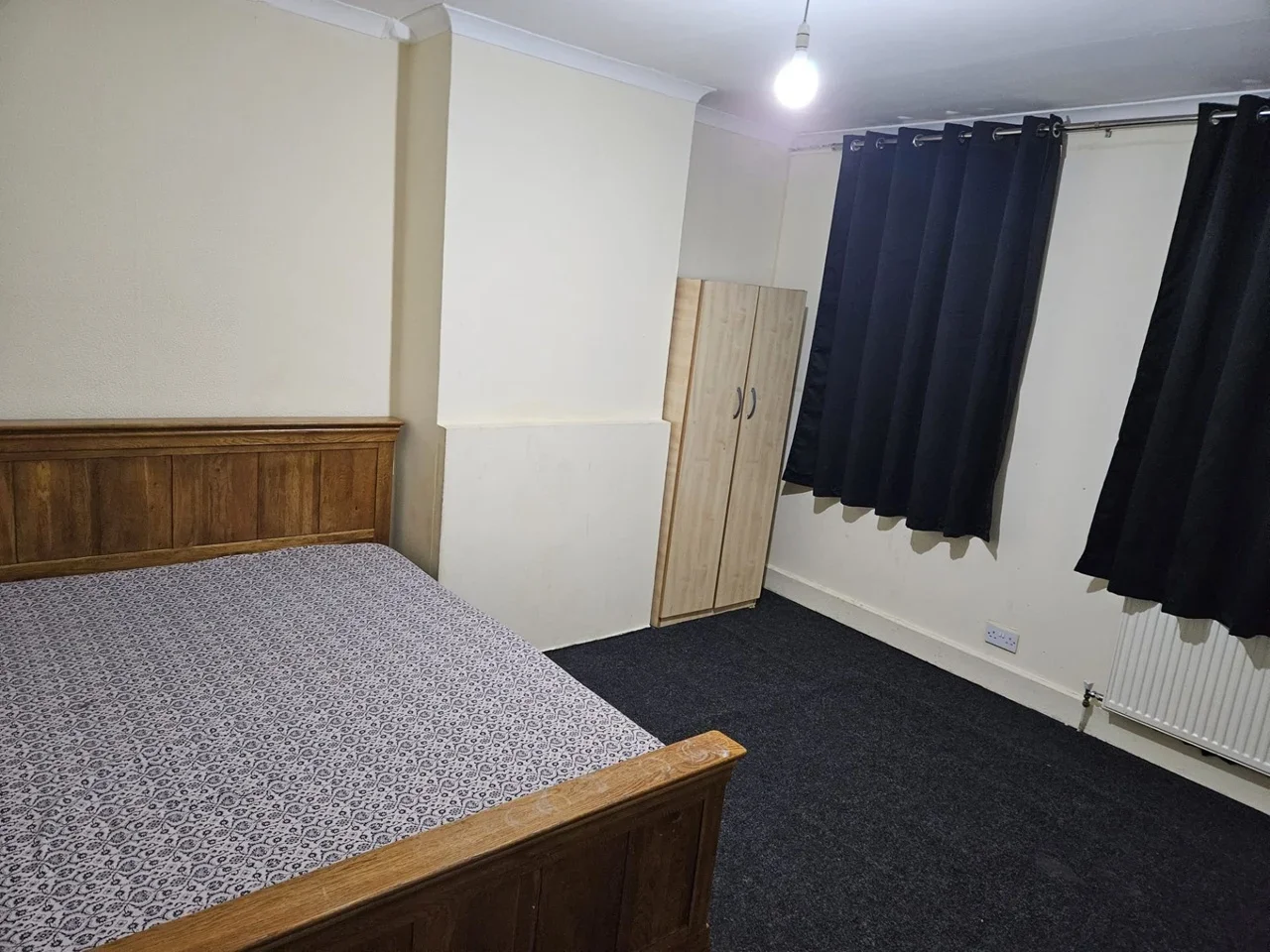 Room Longbridge Road in Greater London