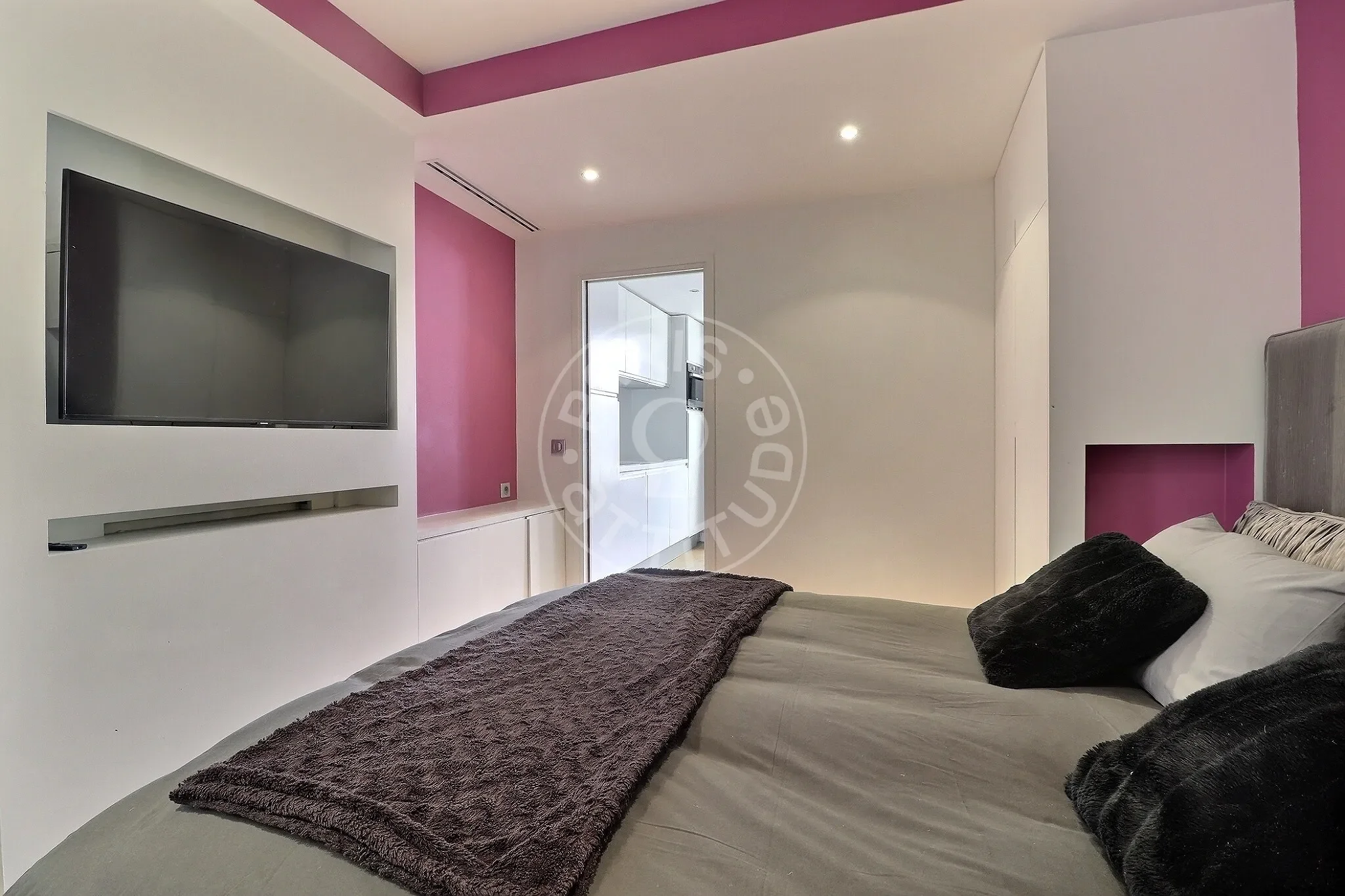 Appartement Avenue Matignon à Paris