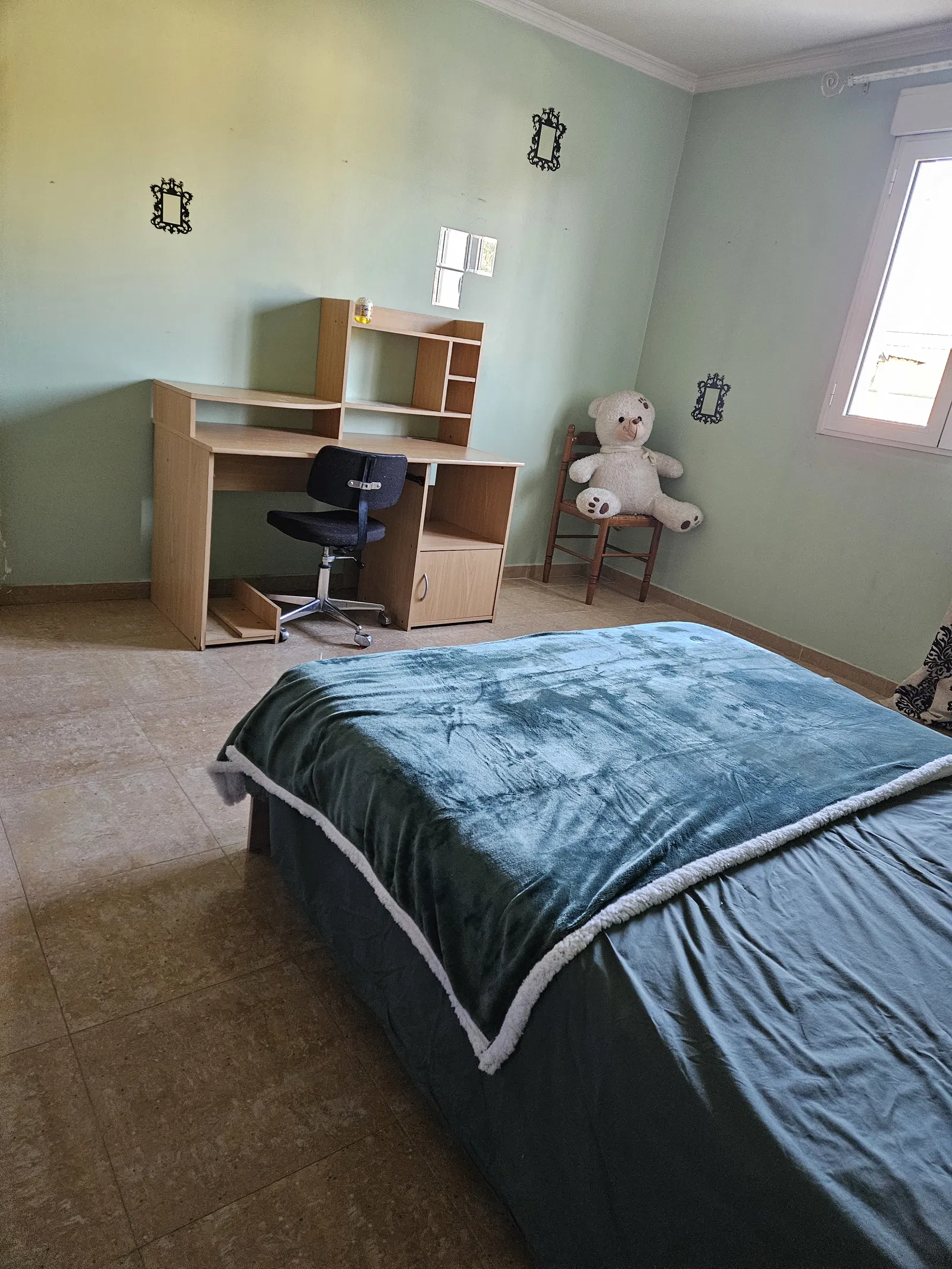 Room Rue des Chèvres Noires in Orléans