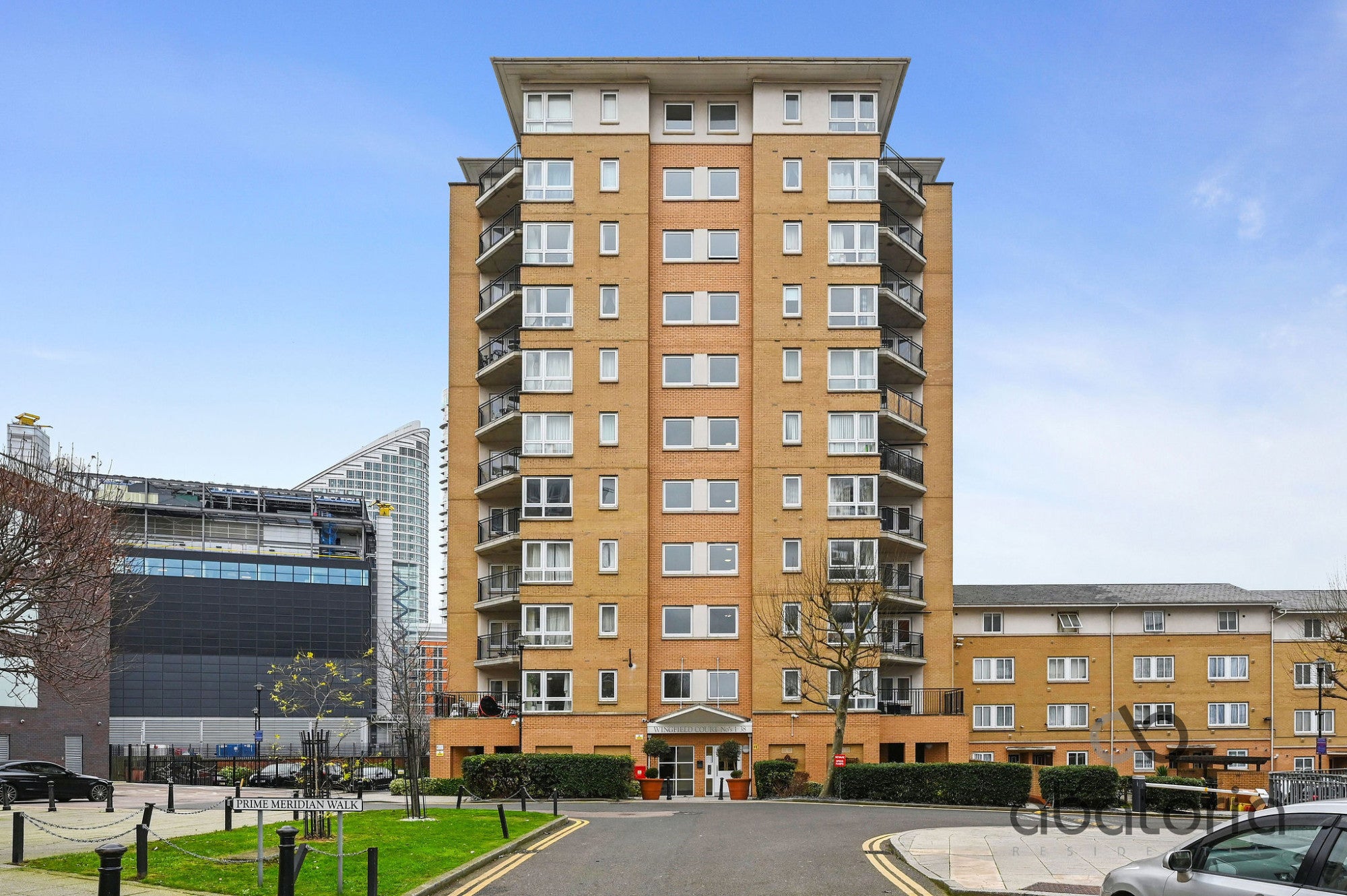 Flat Newport Avenue in Greater London