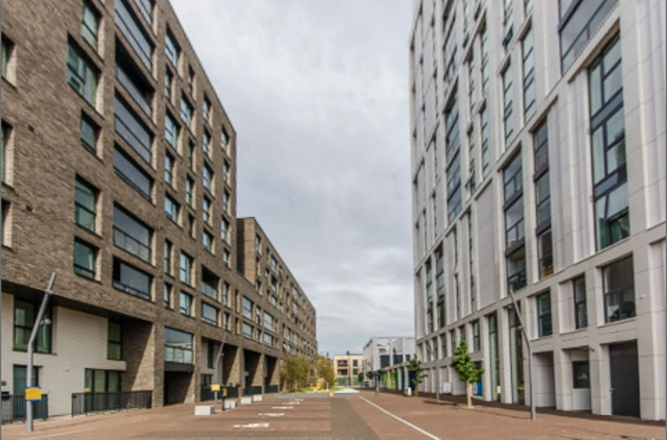 Flat Battersea Park Road in Greater London