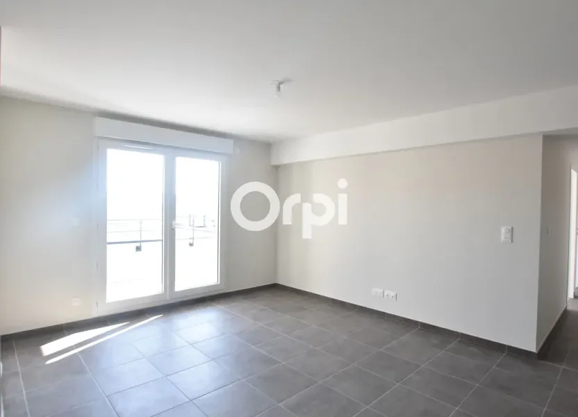 Appartement Rue de la Cour Denis à Saint-Laurent-de-Chamousset