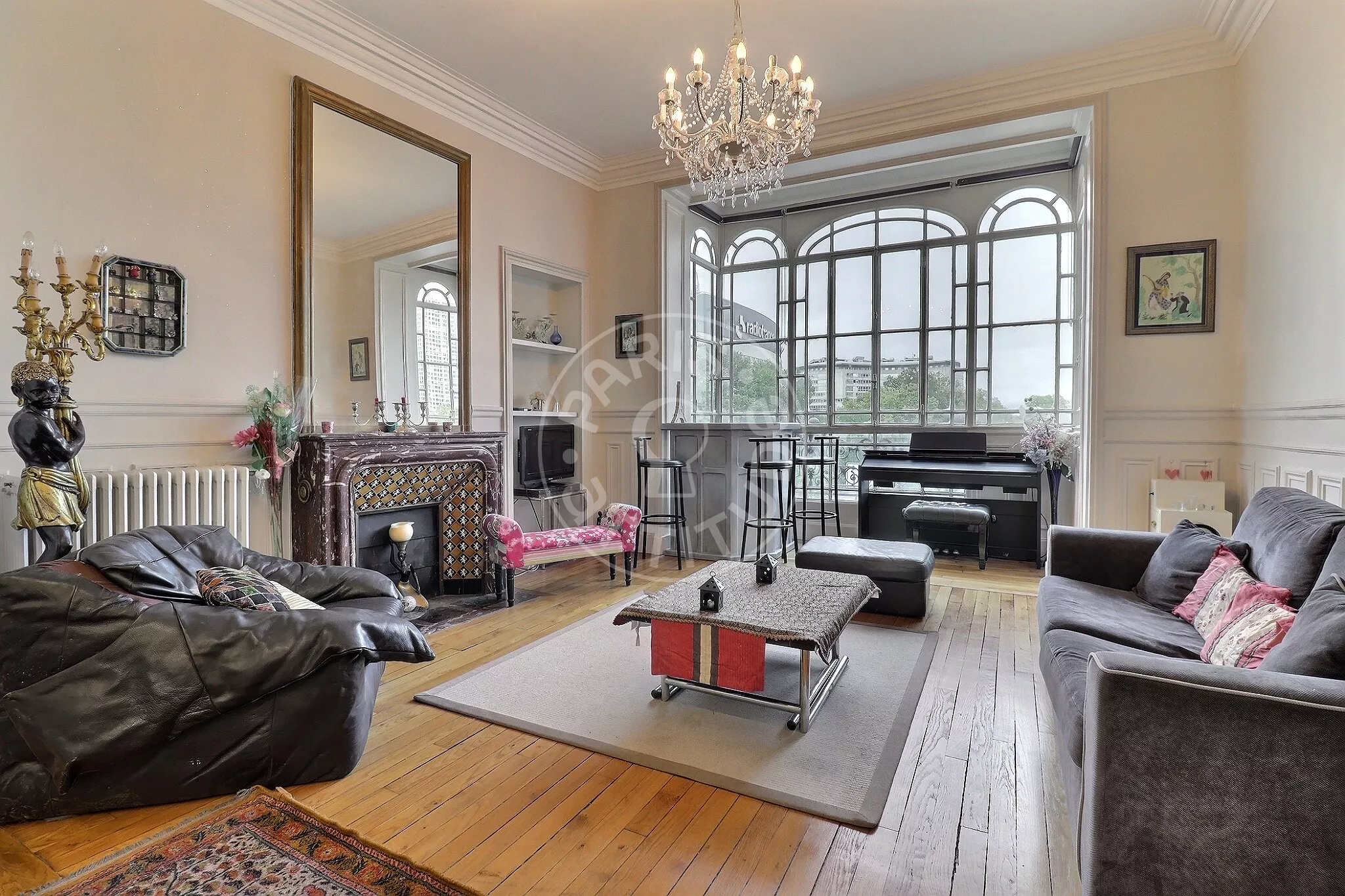 Flat Rue Maurice Bourdet in Paris