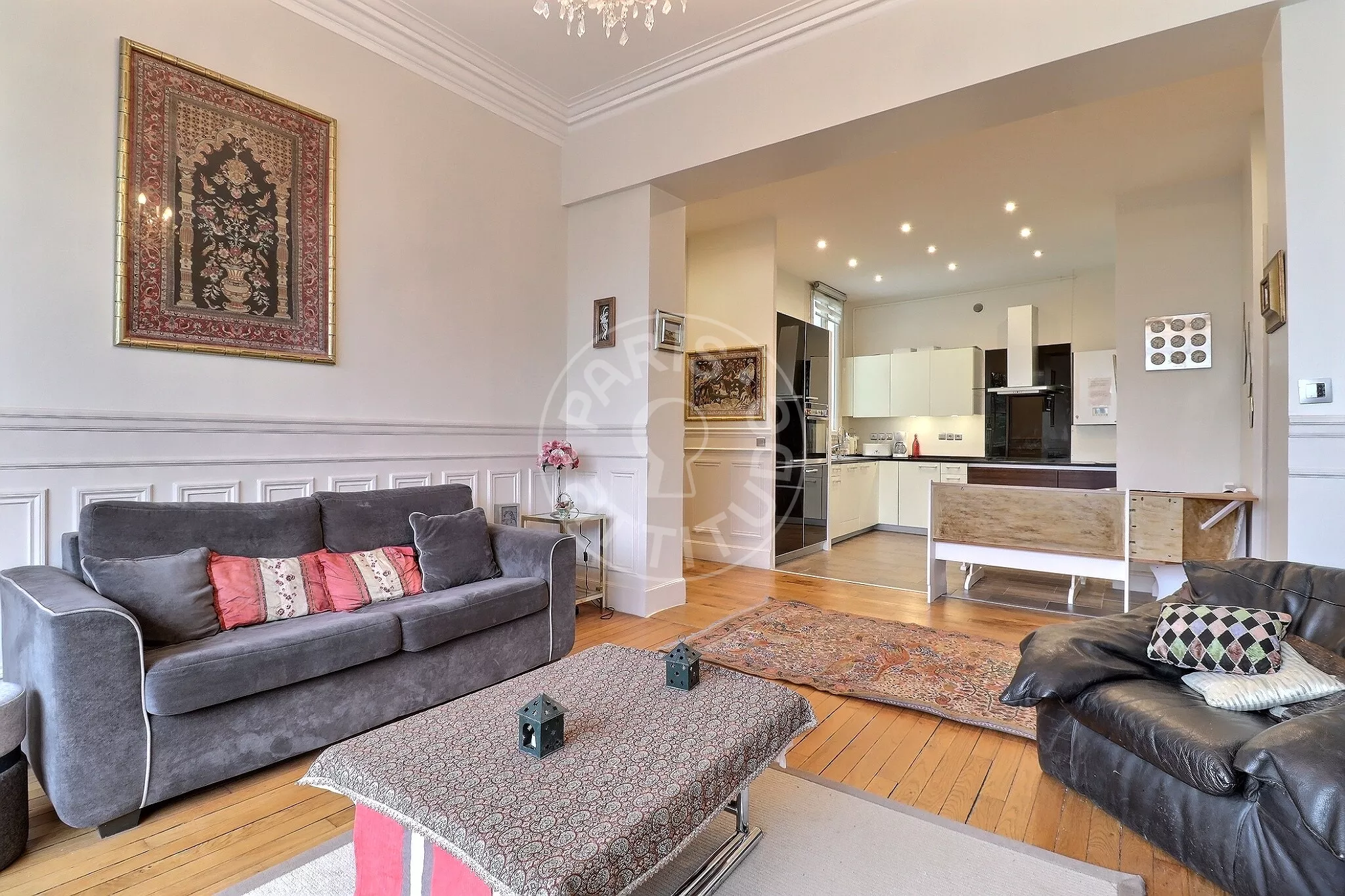 Flat Rue Maurice Bourdet in Paris