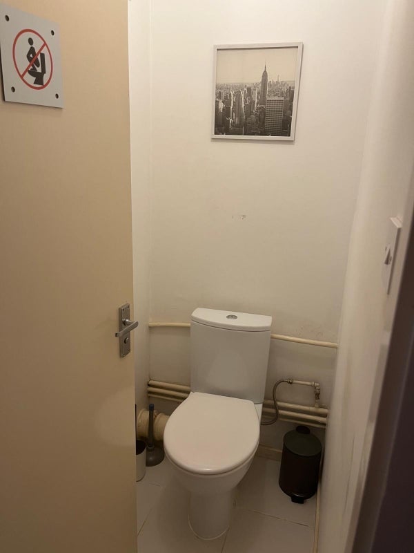Room Shuttleworth Road in Greater London