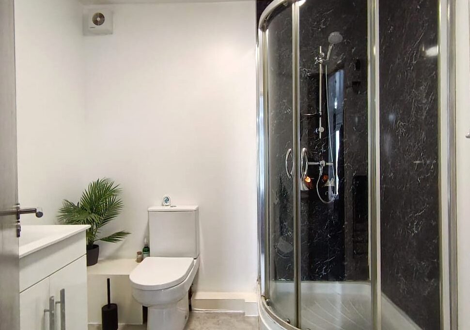Flat Forgeside Close in Cardiff