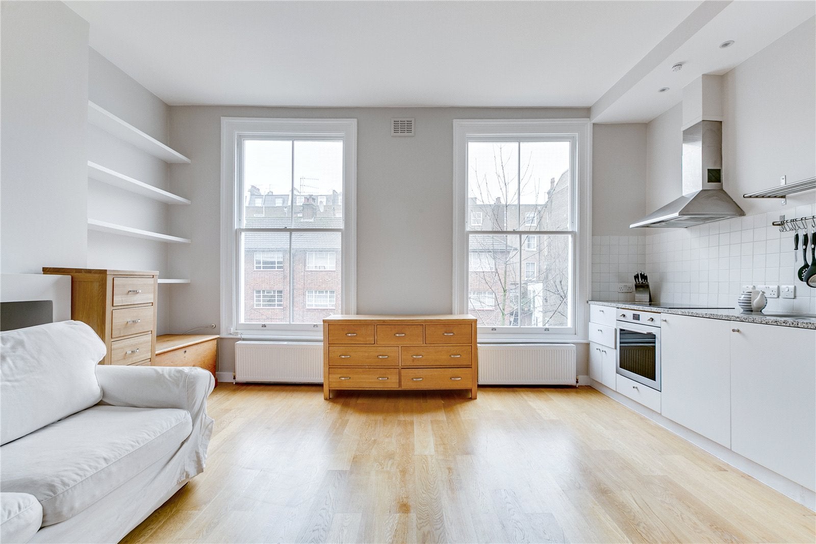 Flat St. Marks Place in Greater London