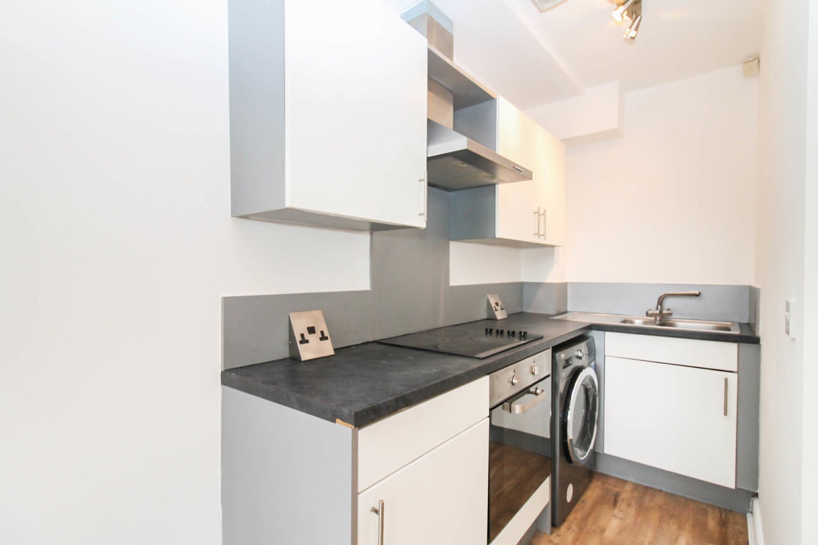 Flat Greenock Road in Leeds