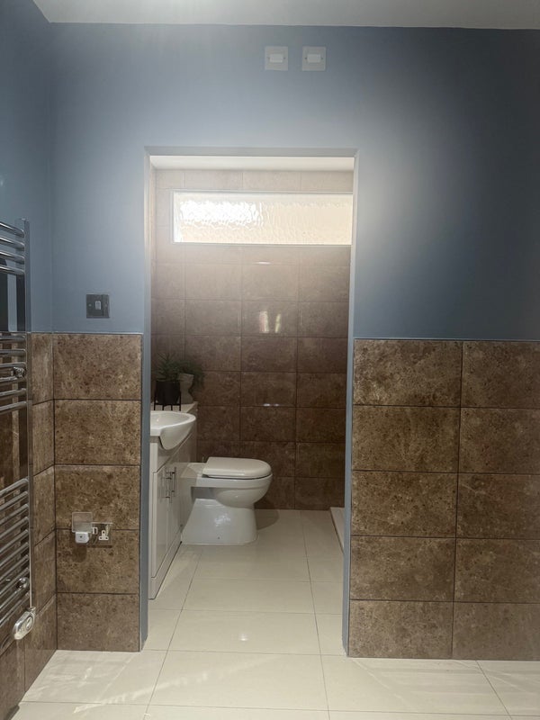 Room Windermere Road in Greater London