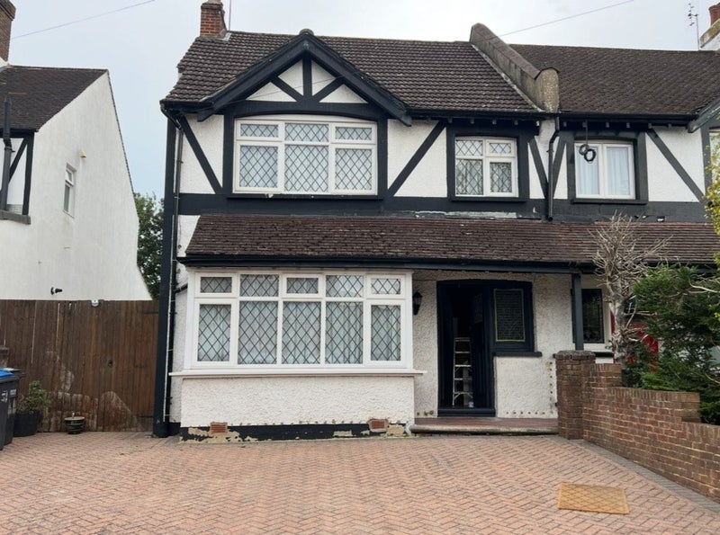Room Windermere Road in Greater London