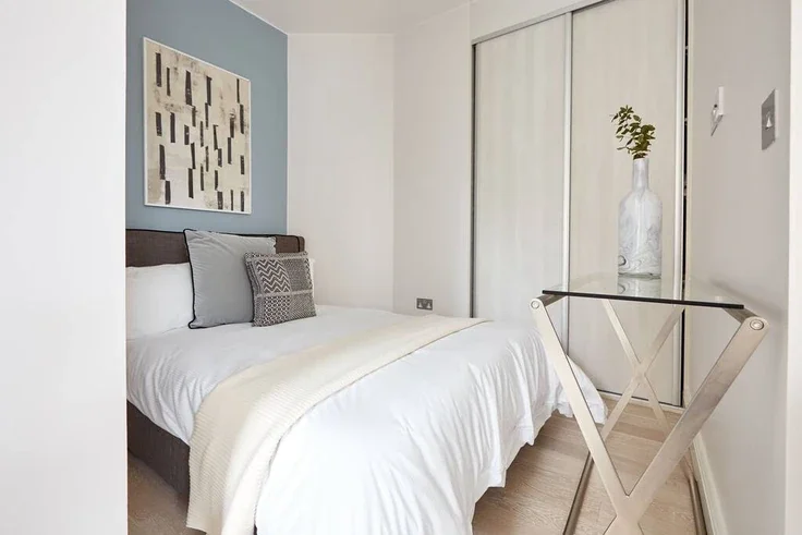 Flat Bloomsbury Way in Greater London