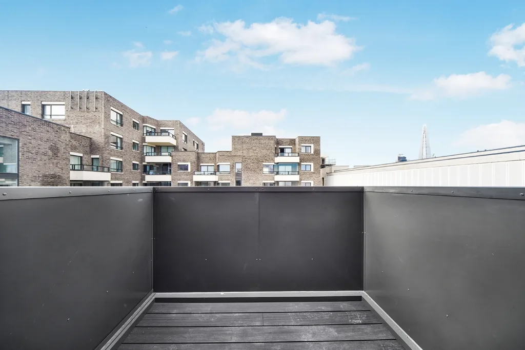 Flat New Tannery Way in Greater London