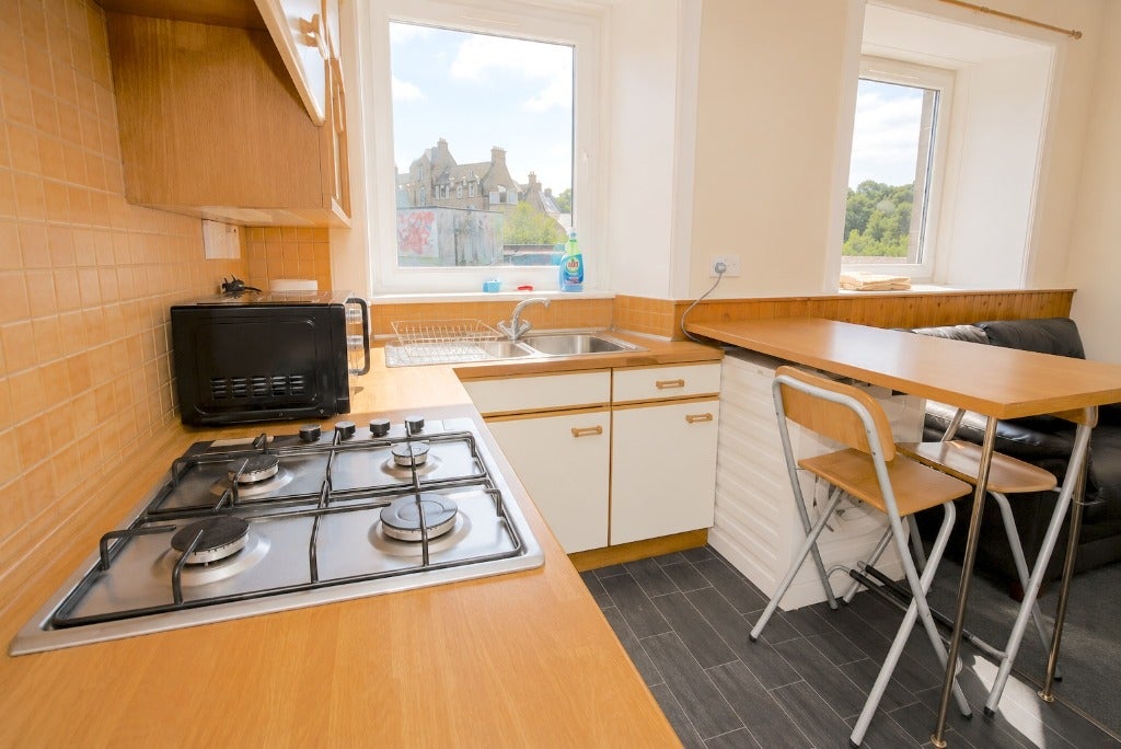 Flat Gorgie Road in City of Edinburgh