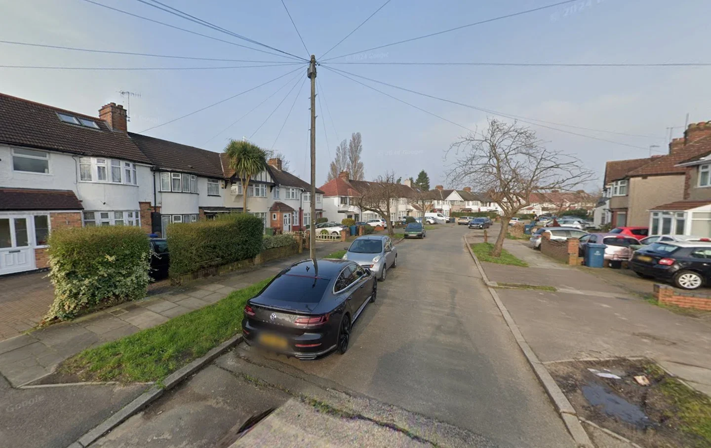 Flat Abercorn Crescent in Greater London