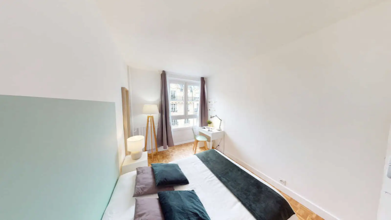 Flat Avenue Despréaux in Paris