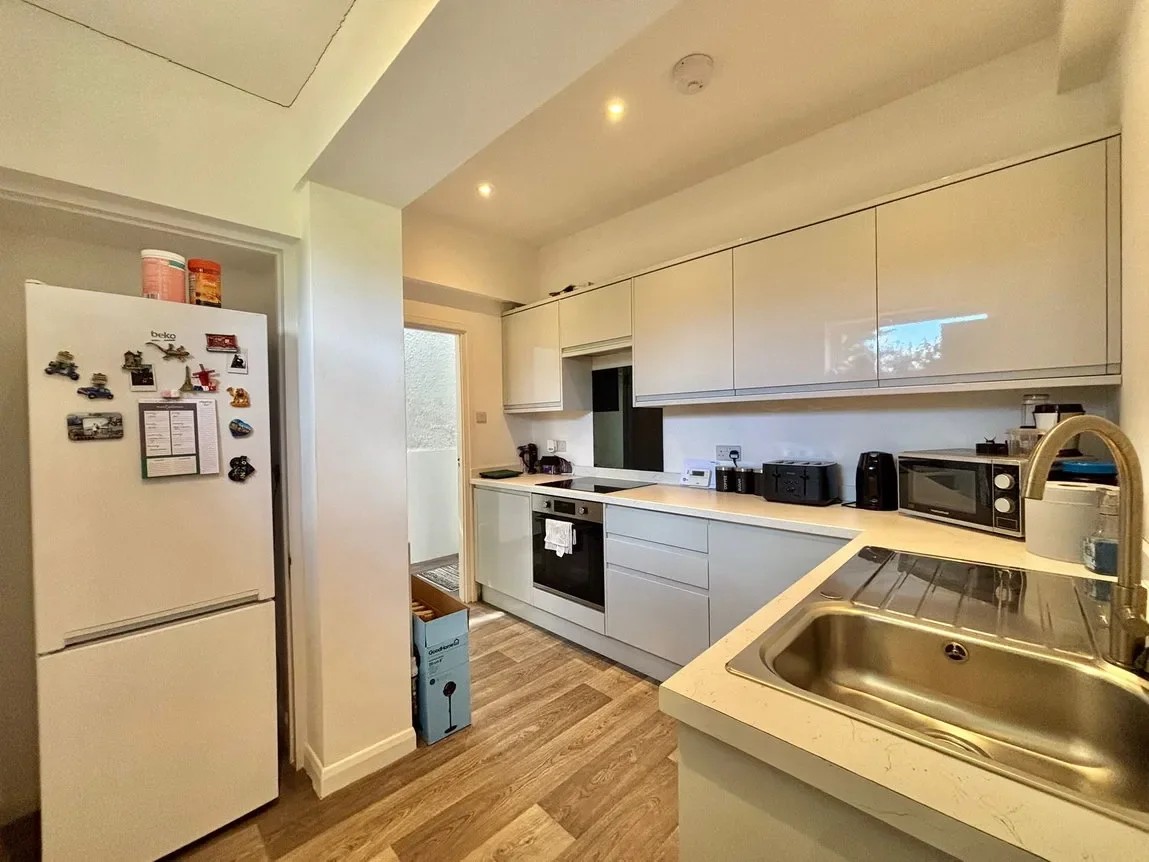 Flat Torbay Road in Paignton