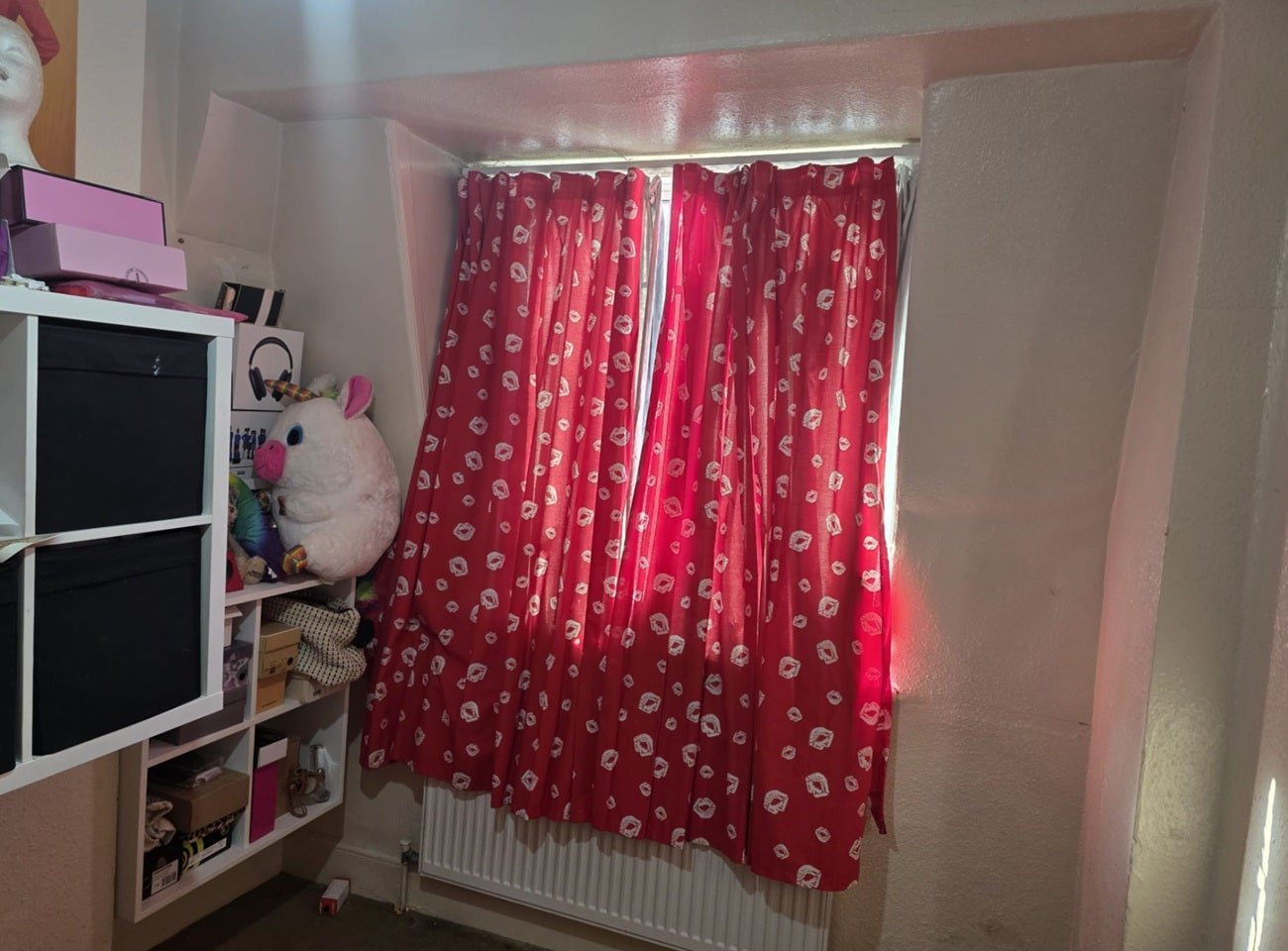 Room Norbury Crescent in Greater London