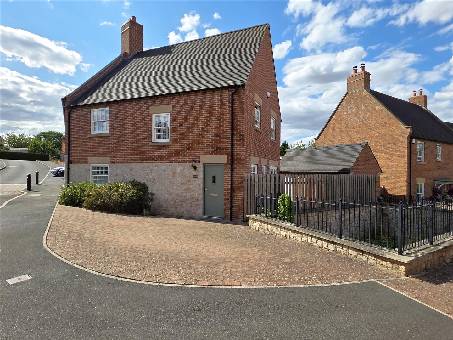 House Hastings Close in North West Leicestershire
