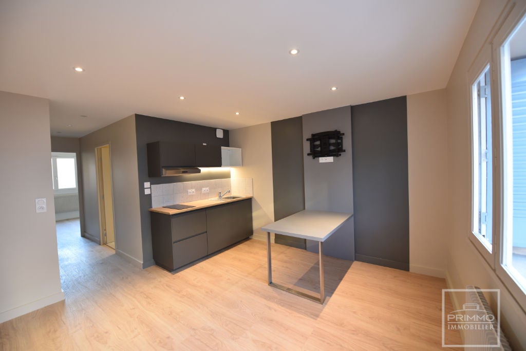 Flat Avenue Auguste Blanqui in Villeurbanne