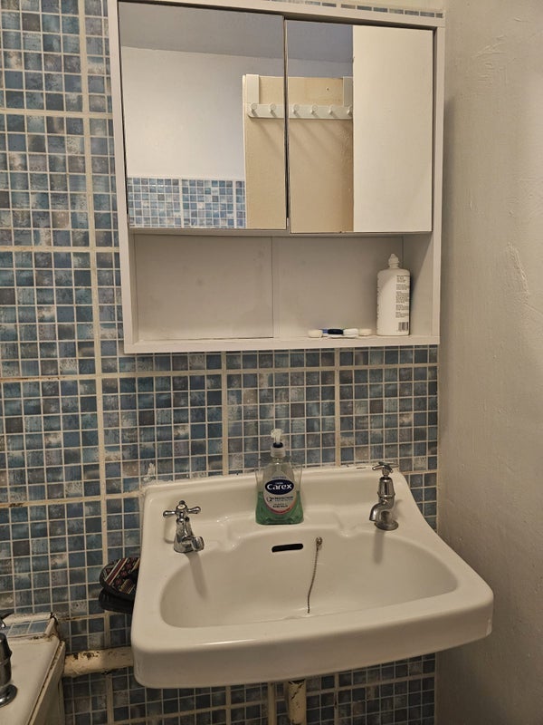 Room Queensdale Crescent in Greater London