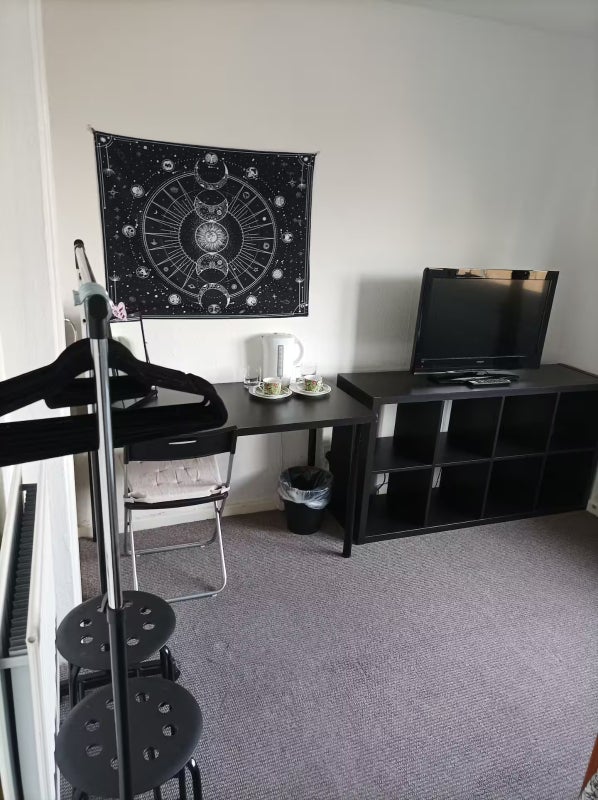 Room Queensdale Crescent in Greater London