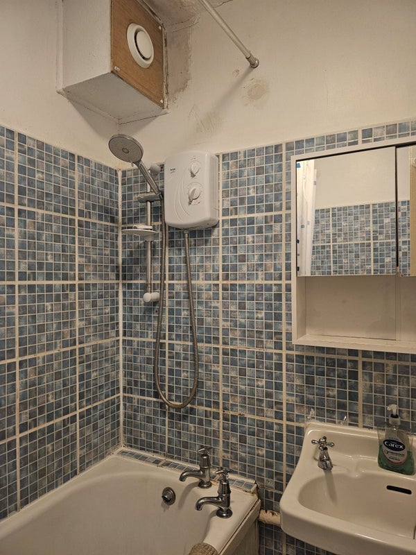 Room Queensdale Crescent in Greater London