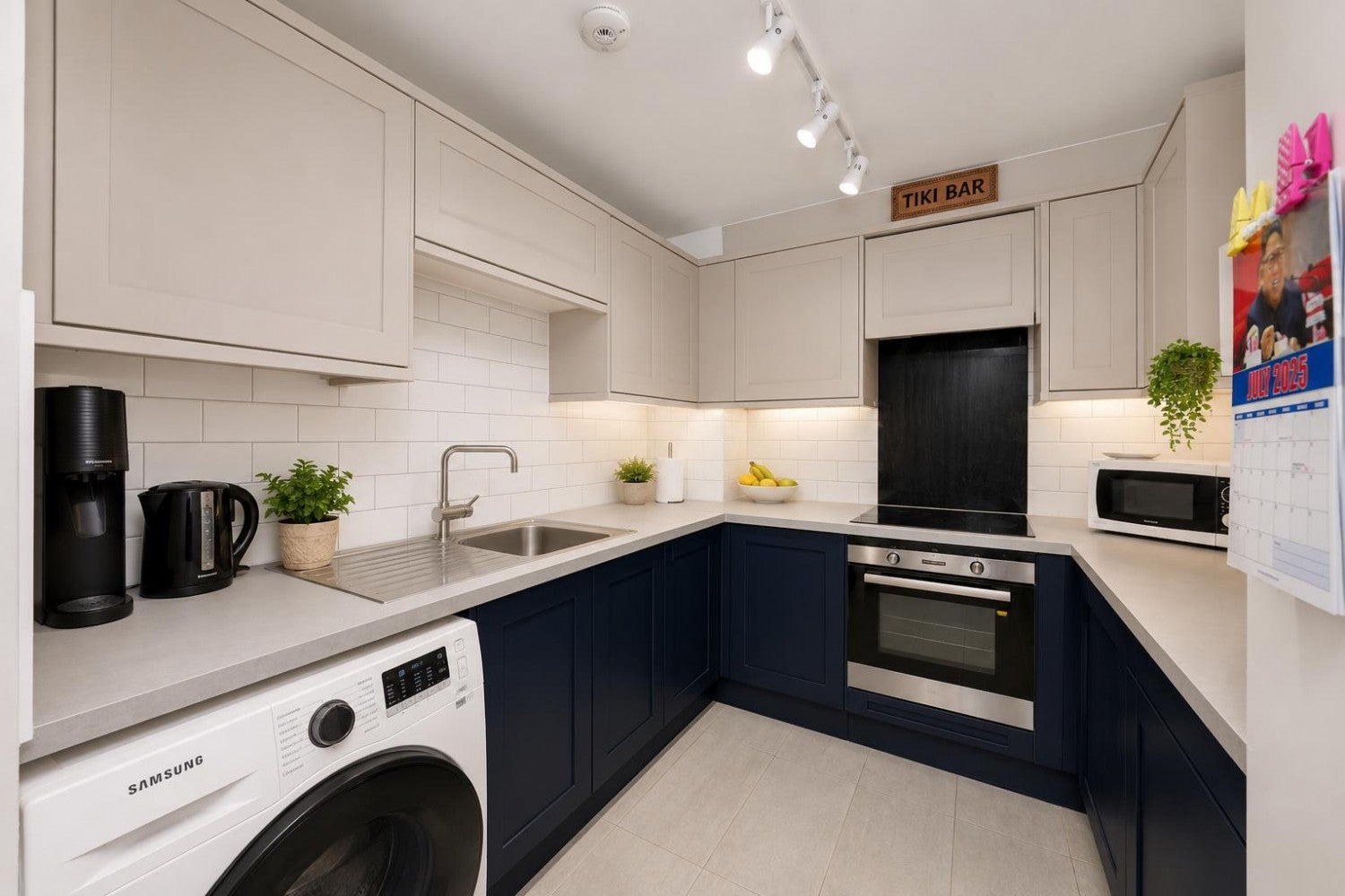 Flat Durward Street in Greater London