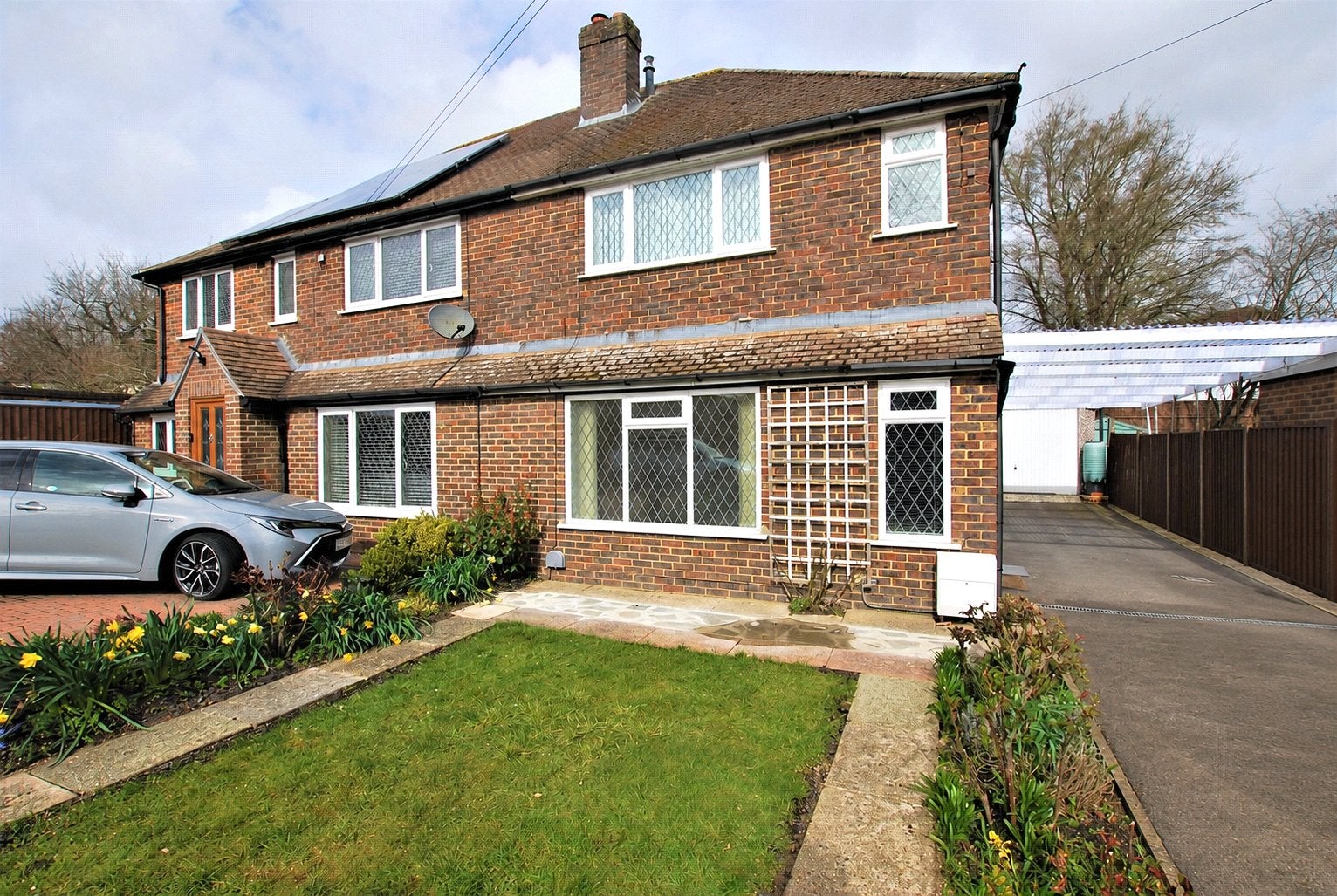 House Aldershot Road in Guildford