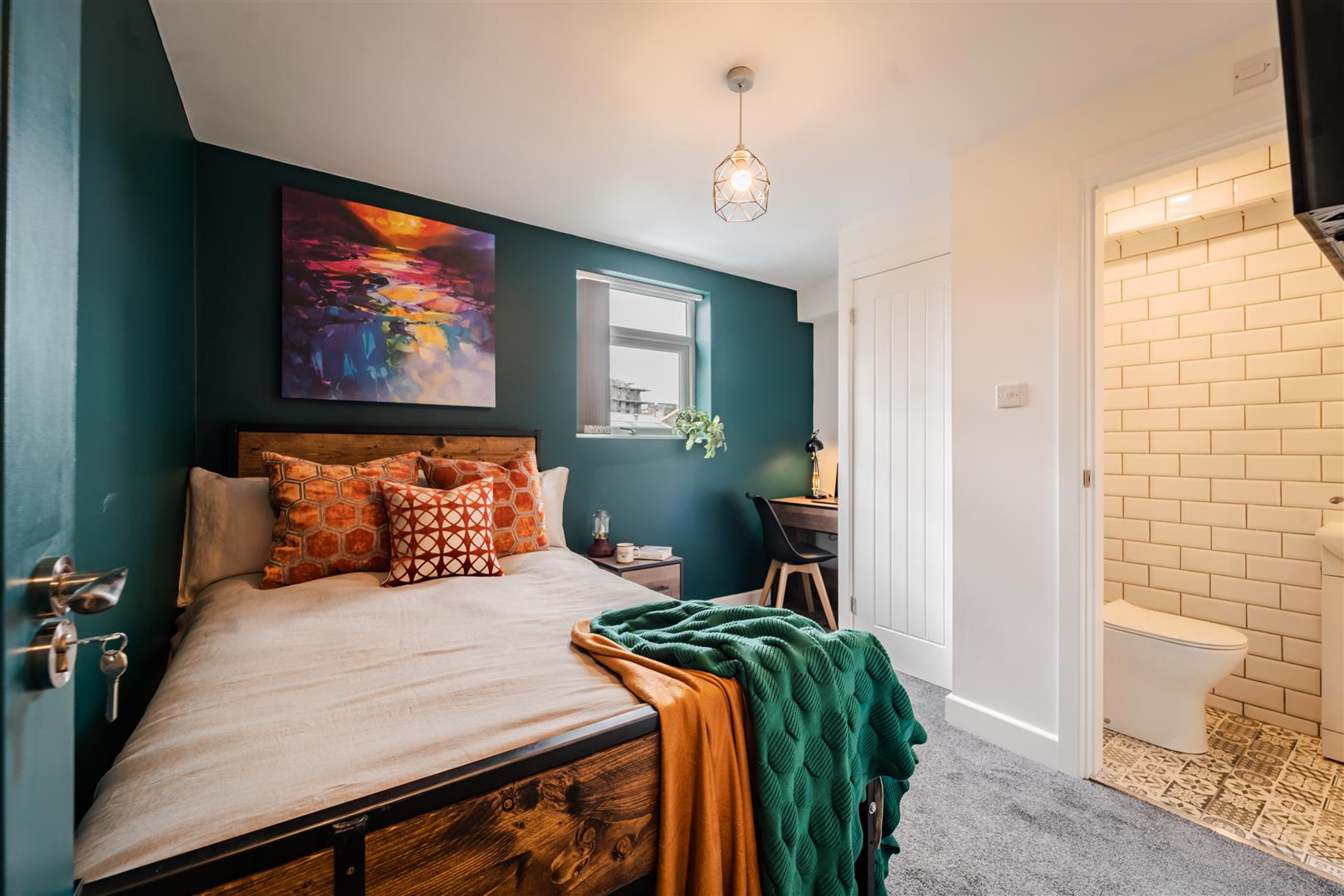 Room Charterhouse Road in Coventry